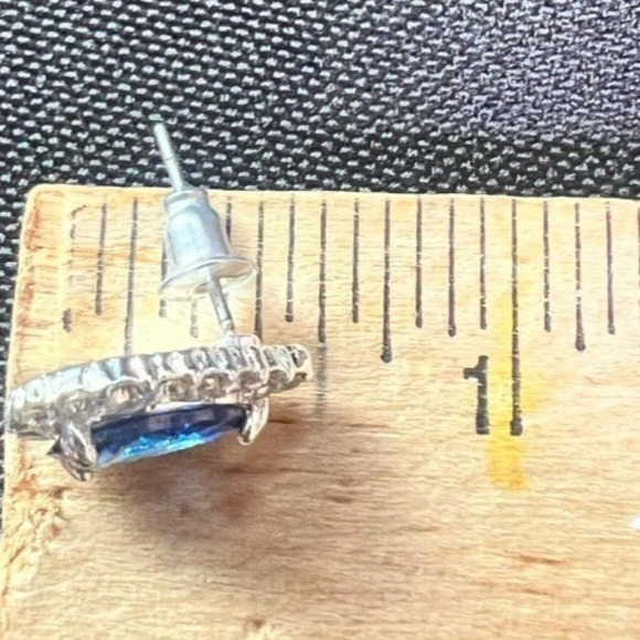 Danecraft Fine Silver Plate Sapphire Blue CZ Teardrop Earrings w/Box Vintage - Picture 13 of 14